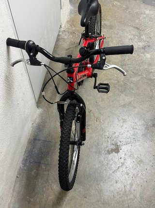 Bicicleta infantil roja BTWIN