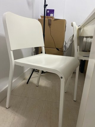 Mesa Comedor Extensible Blanca y 4 sillas