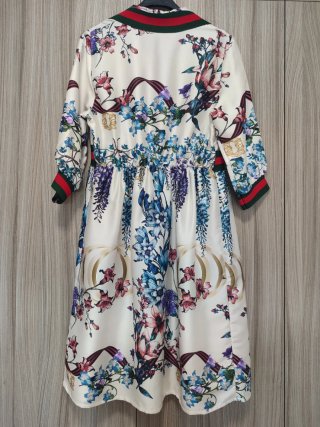 Vestido estampado floral nuevo