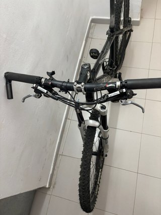 Bicicleta BH Expert Negra