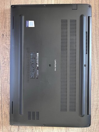 Dell Latitude 7490 - Intel i7 16GB RAM - 512GB