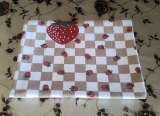 Tovaglia in cotone a quadri con fragole