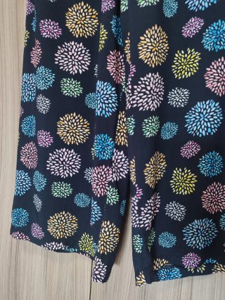 Pantalón estampado nuevo