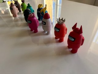 Collezione di pupazzi Among Us