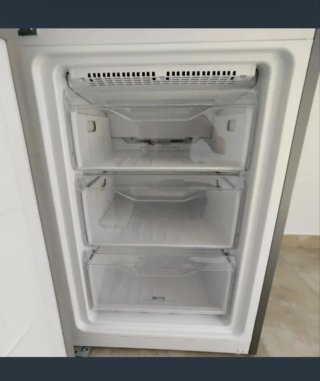 Nevera (combi) Indesit