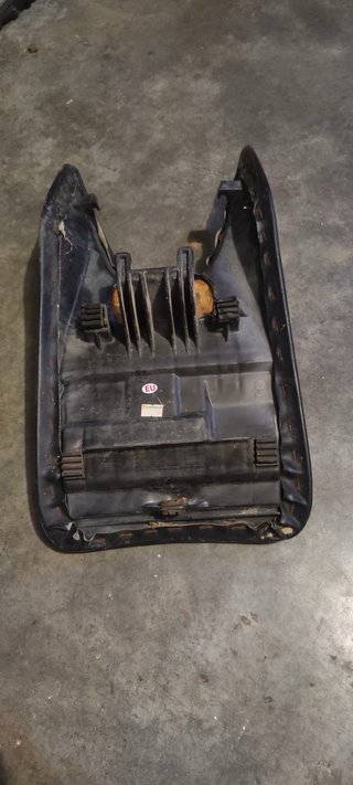 Asiento Honda CBR 125 (2004)