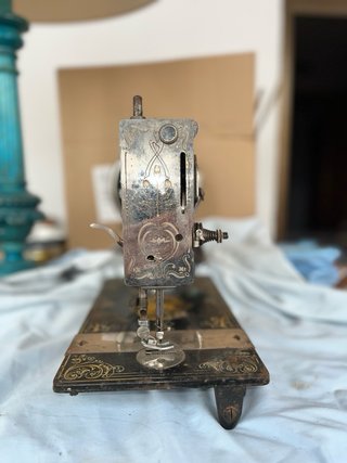 Máquina de coser Gritzner alemana antigua