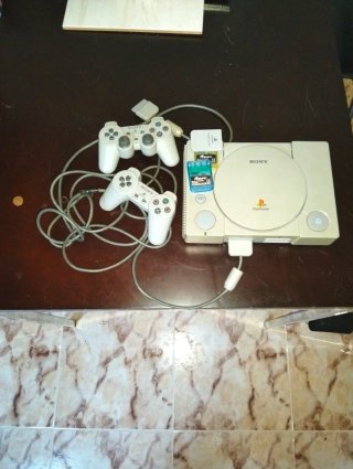 PlayStation 1 (PS1) con Memory Cards