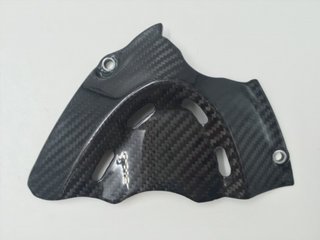 TAPA DE CADENA EN CARBONO PARA DUCATI DIAVEL 11-18