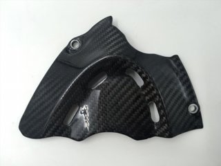 TAPA DE CADENA EN CARBONO PARA DUCATI DIAVEL 11-18