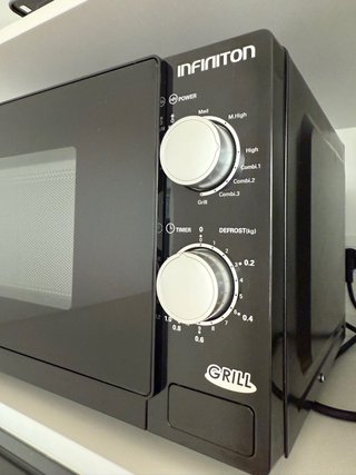 Microondas INFINITON Negro