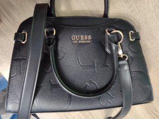 Bolso Guess Negro Nuevo con Monedero
