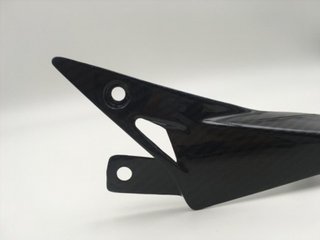 PROTECTOR DE CADENA MULTISTRADA EN CARBONO m_053