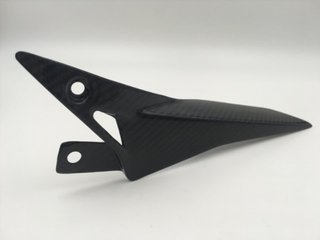 PROTECTOR DE CADENA MULTISTRADA EN CARBONO m_053