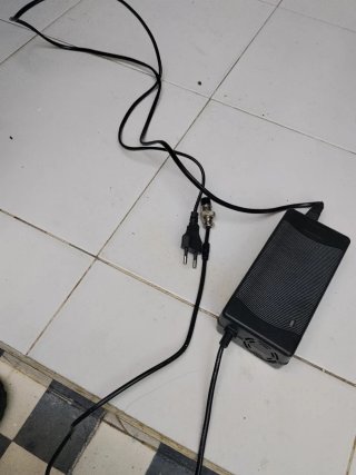 Cargador Li-ion 54.6V 3A