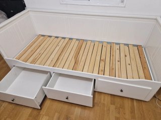 Diván HEMNES 80x200 con 3 cajones