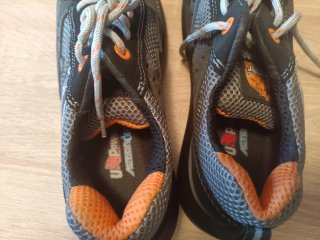 Botas de seguridad U-Power grises y naranjas