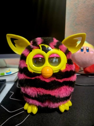 Furby Boom Punky Pink Hasbro 2012