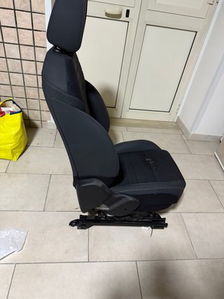Sedile Alfa Romeo Tonale 2024 Sinistro
