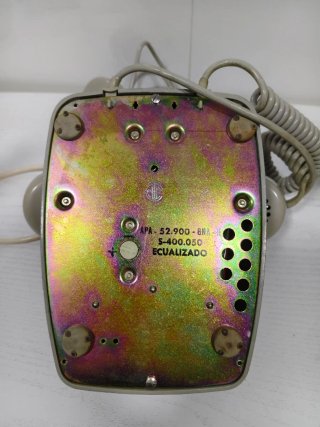Teléfono vintage Heraldo, con su disco giratorio