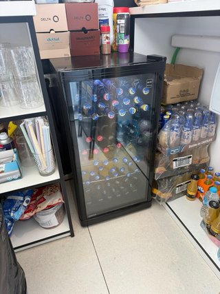 Se traspasa o se vende (llooly)