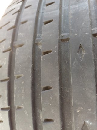 Llanta y neumático 255/30 ZR19