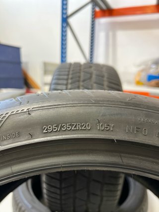 2 Neumáticos Goodyear 295/35ZR20