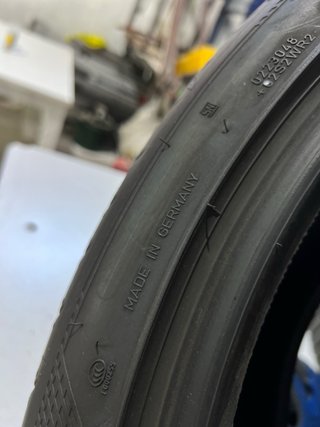 2 Neumáticos Goodyear 295/35ZR20