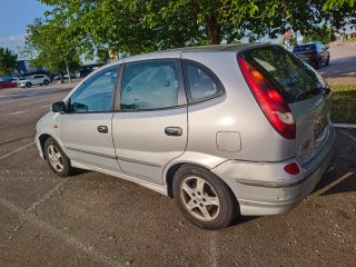 Nissan Almera 2004