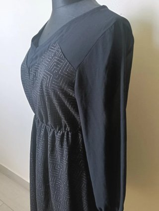 Vestito nero con dettagli argento