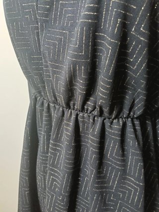 Vestito nero con dettagli argento