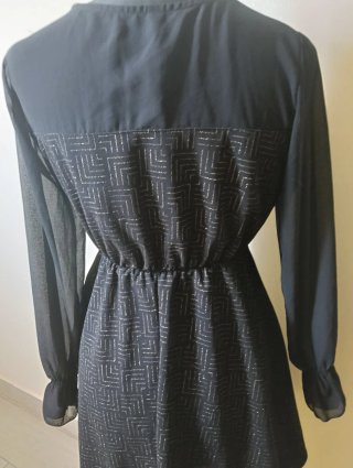 Vestito nero con dettagli argento