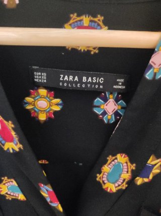 Blusa Zara Stampata Nera Taglia XS