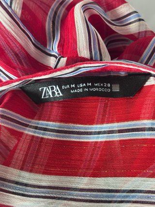 Blusa rossa Zara