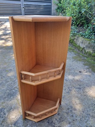 Rinconera de roble para cocina
