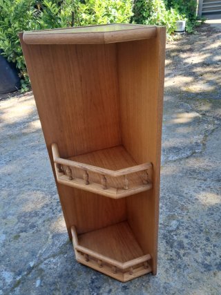 Rinconera de roble para cocina