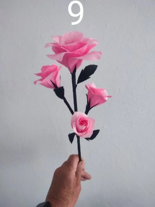 Ramo de flores de papel hechas a mano
