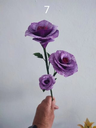 Ramo de flores de papel hechas a mano