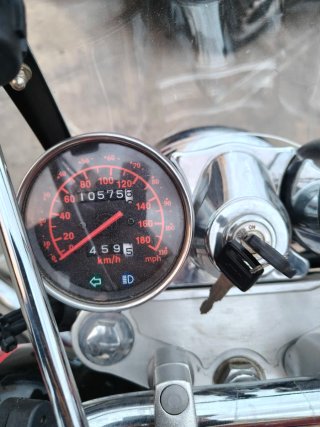 Daelim Daystar 125cc Cruiser Roja