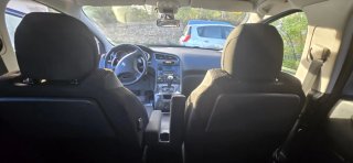 Peugeot 5008 2011