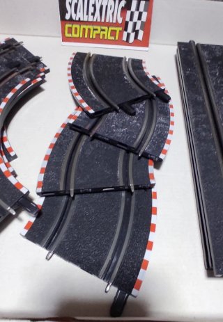 Scalextric Compact. Pack desguace