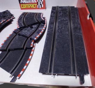 Scalextric Compact. Pack desguace