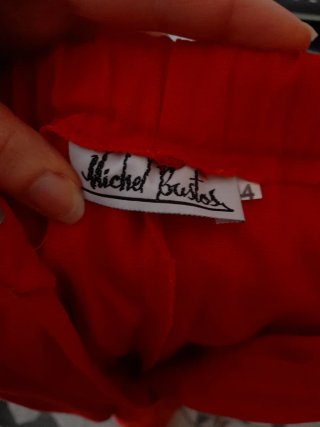 Pantalones rojos de vestir