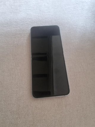 Samsung Galaxy Z Flip6