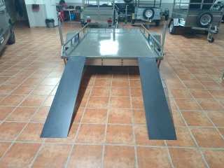 Remolque Batea con Freno