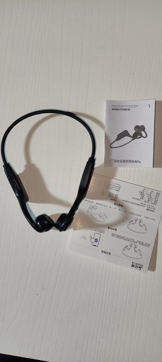 Auriculares YISHEQ conducción ósea