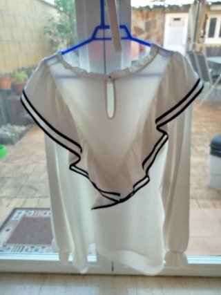Camisa blanca mujer volantes