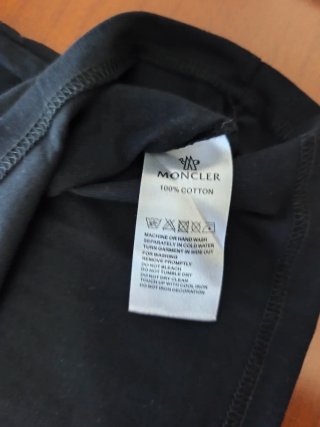 Maglietta Moncler Taglia L Nera