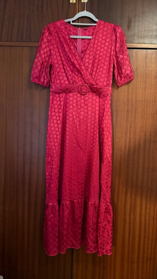 Vestido fucsia midi con lunares
