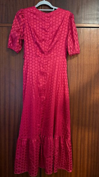 Vestido fucsia midi con lunares